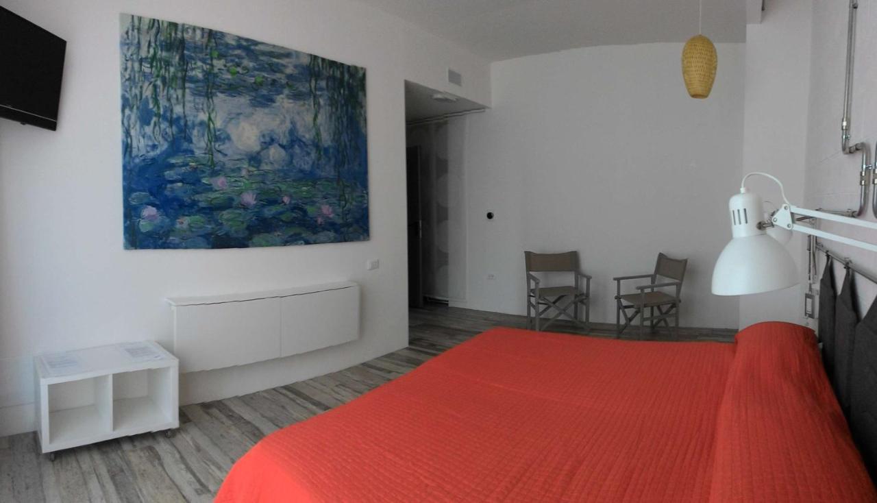 Bed and Breakfast Bb Sharingloft Сирмионе Экстерьер фото