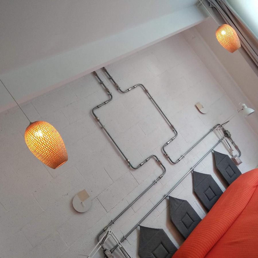 Bed and Breakfast Bb Sharingloft Сирмионе Экстерьер фото